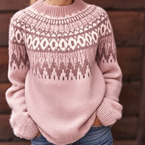 Livia – Soft sweater with refined shoulder pattern