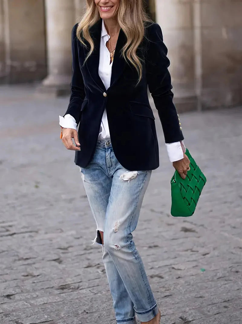 Laurel Crest™ | Elegant Velvet Blazer